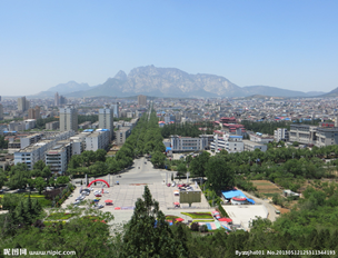 临别，我在回味&ldquo;三道茶&rdquo;的同时，也回味着丽江古城&mdash;&mdash;小桥、流水、人家。（一）
